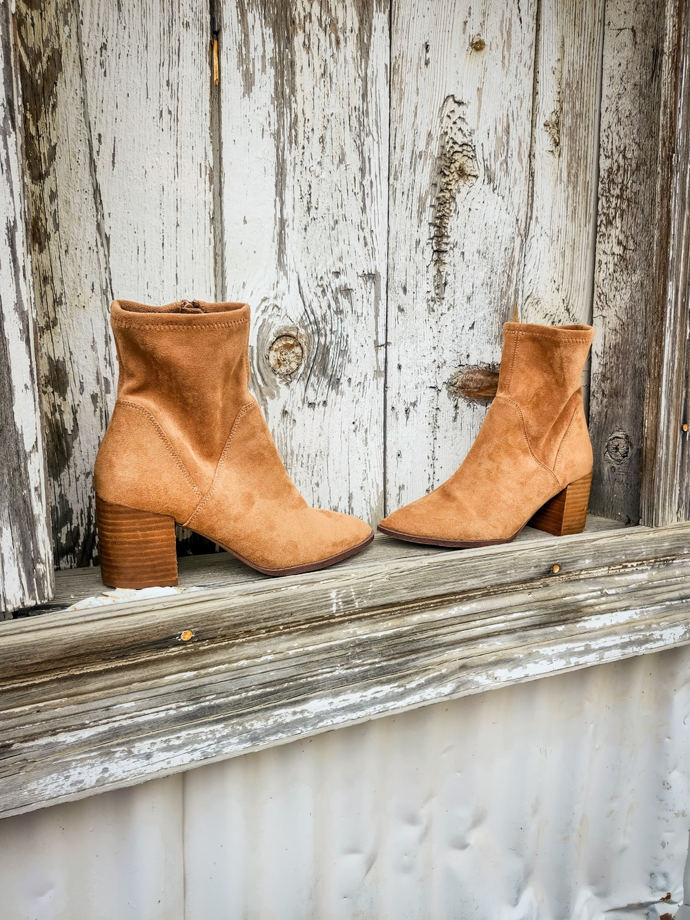 Dolce Vita Tayla Suede Ankle Boots Size 7.5 Camel Tan Leather Block Heel